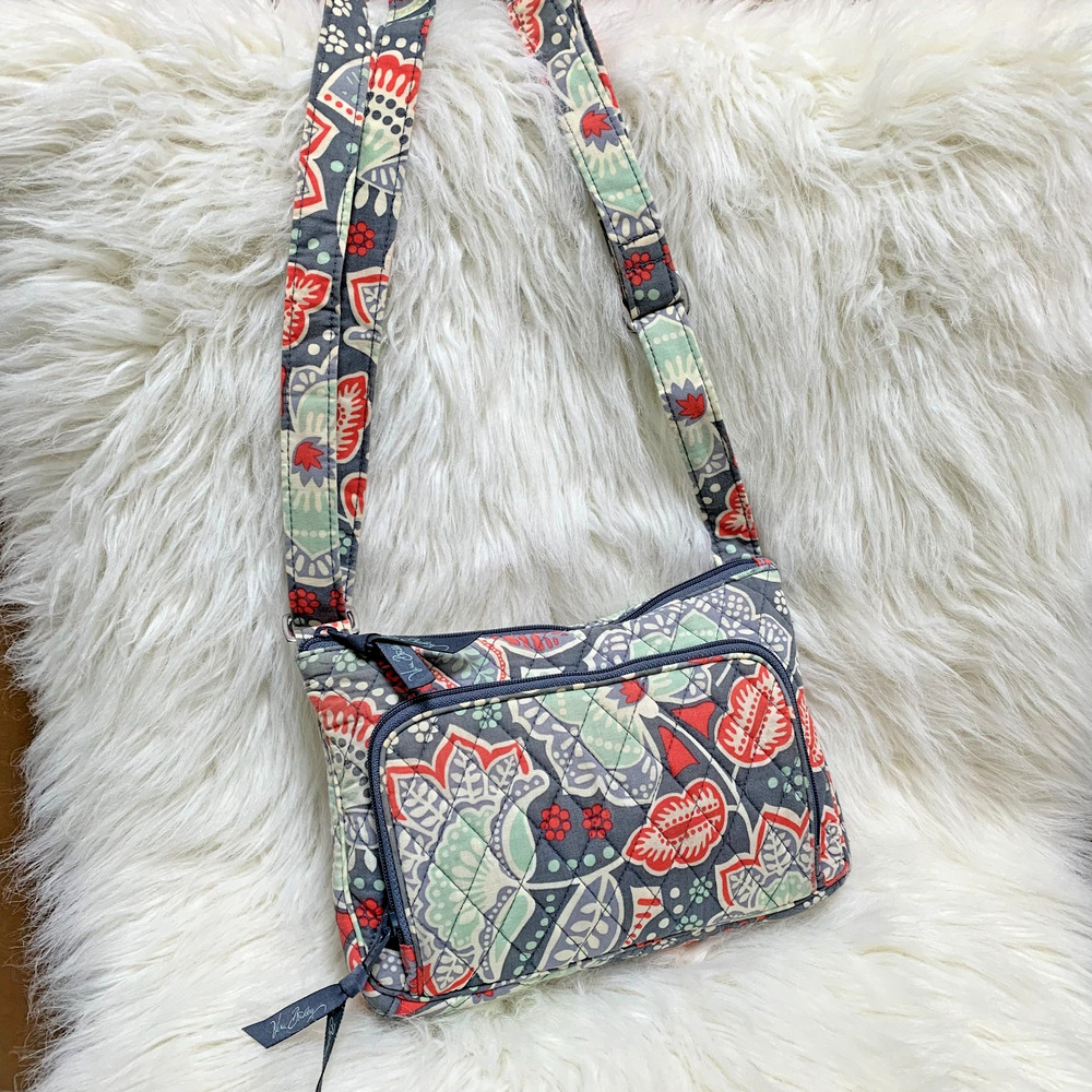 VERA BRADLEY Quilted Cotton NOMADIC FLORAL Little Hipster Crossbody